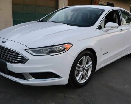 Белый Форд Фьюжн, объемом двигателя 2 л и пробегом 36 тыс. км за 6100 $, фото 2 на Automoto.ua