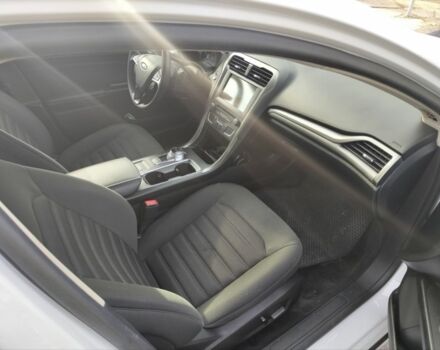 Білий Форд Фьюжен, об'ємом двигуна 1.5 л та пробігом 47 тис. км за 13000 $, фото 3 на Automoto.ua