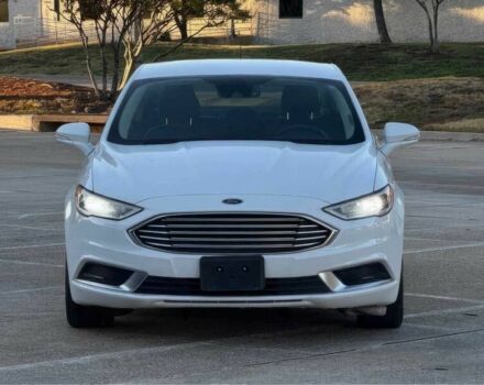 Білий Форд Фьюжен, об'ємом двигуна 2 л та пробігом 31 тис. км за 12000 $, фото 1 на Automoto.ua