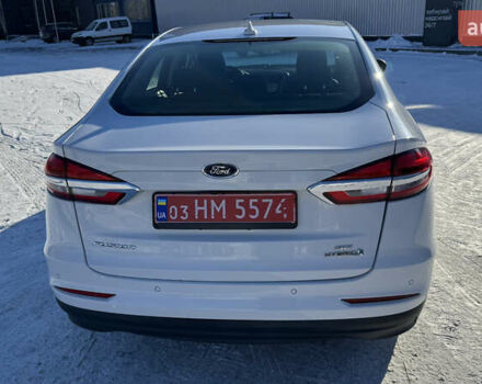 Білий Форд Фьюжен, об'ємом двигуна 0 л та пробігом 199 тис. км за 13100 $, фото 15 на Automoto.ua