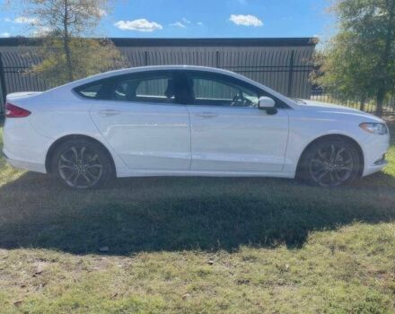 Білий Форд Фьюжен, об'ємом двигуна 2.5 л та пробігом 33 тис. км за 9400 $, фото 3 на Automoto.ua