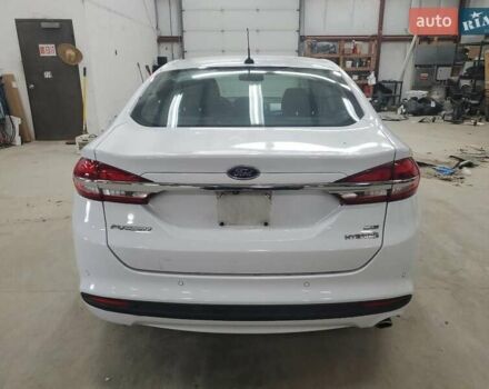 Білий Форд Фьюжен, об'ємом двигуна 2 л та пробігом 137 тис. км за 3600 $, фото 5 на Automoto.ua