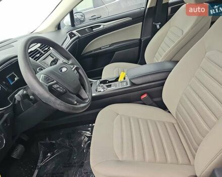 Білий Форд Фьюжен, об'ємом двигуна 2 л та пробігом 42 тис. км за 11000 $, фото 7 на Automoto.ua