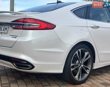 Форд Фьюжен 2018 у Чорноморську (Іллічівську) на Automoto.ua Білий Форд Фьюжен, об'ємом двигуна 2 л та пробігом 117 тис. км за 14700 $, фото 7 на Automoto.ua