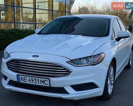 Білий Форд Фьюжен, об'ємом двигуна 1.5 л та пробігом 87 тис. км за 10750 $, фото 4 на Automoto.ua