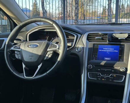 Белый Форд Фьюжн, объемом двигателя 2 л и пробегом 55 тыс. км за 14400 $, фото 15 на Automoto.ua