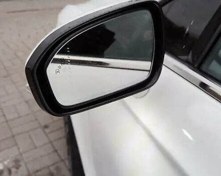 Белый Форд Фьюжн, объемом двигателя 2 л и пробегом 127 тыс. км за 14400 $, фото 5 на Automoto.ua