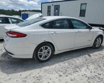 Белый Форд Фьюжн, объемом двигателя 2 л и пробегом 68 тыс. км за 2000 $, фото 5 на Automoto.ua