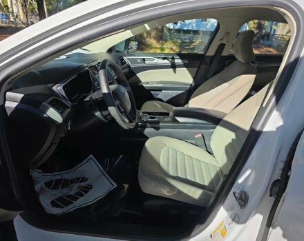 Білий Форд Фьюжен, об'ємом двигуна 2 л та пробігом 44 тис. км за 10400 $, фото 9 на Automoto.ua