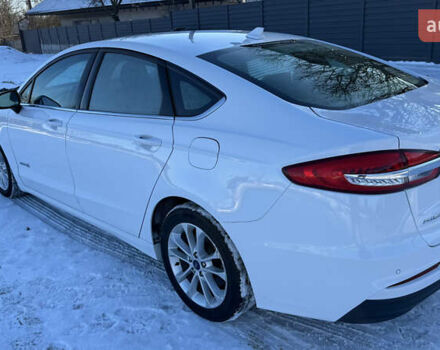 Білий Форд Фьюжен, об'ємом двигуна 0 л та пробігом 199 тис. км за 13100 $, фото 1 на Automoto.ua