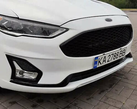 Белый Форд Фьюжн, объемом двигателя 2 л и пробегом 127 тыс. км за 14400 $, фото 2 на Automoto.ua