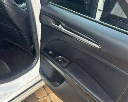 Форд Фьюжен 2018 у Чорноморську (Іллічівську) на Automoto.ua Білий Форд Фьюжен, об'ємом двигуна 2 л та пробігом 117 тис. км за 14700 $, фото 11 на Automoto.ua