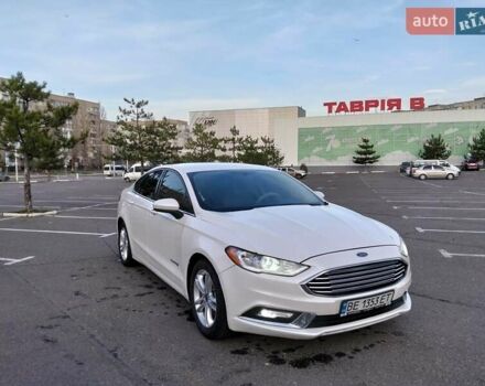 Белый Форд Фьюжн, объемом двигателя 2 л и пробегом 102 тыс. км за 14300 $, фото 1 на Automoto.ua
