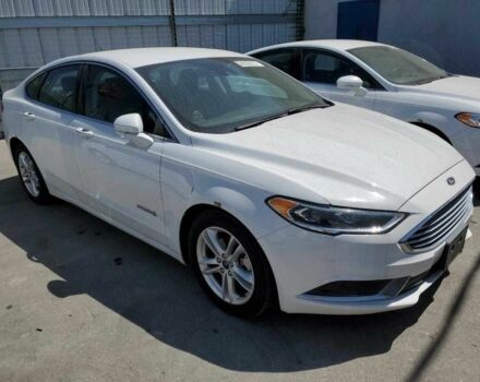 Форд Фьюжен 2018 у Івано-Франківську на Automoto.ua Білий Форд Фьюжен, об'ємом двигуна 2 л та пробігом 20 тис. км за 1800 $, фото 3 на Automoto.ua