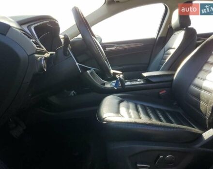 Білий Форд Фьюжен, об'ємом двигуна 2 л та пробігом 143 тис. км за 3000 $, фото 7 на Automoto.ua