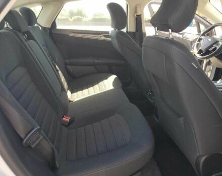 Форд Фьюжен 2019 у Львові на Automoto.ua Білий Форд Фьюжен, об'ємом двигуна 2 л та пробігом 52 тис. км за 2000 $, фото 9 на Automoto.ua