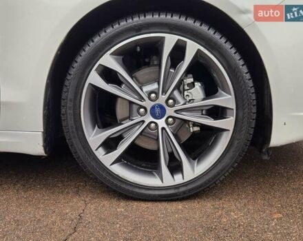 Белый Форд Фьюжн, объемом двигателя 2 л и пробегом 55 тыс. км за 14900 $, фото 19 на Automoto.ua