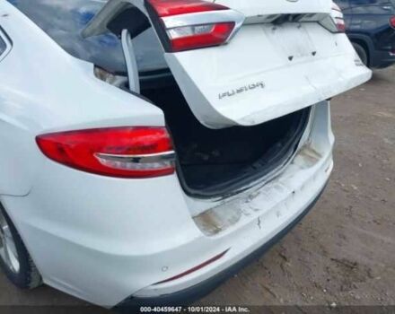 Білий Форд Фьюжен, об'ємом двигуна 2 л та пробігом 118 тис. км за 2100 $, фото 5 на Automoto.ua