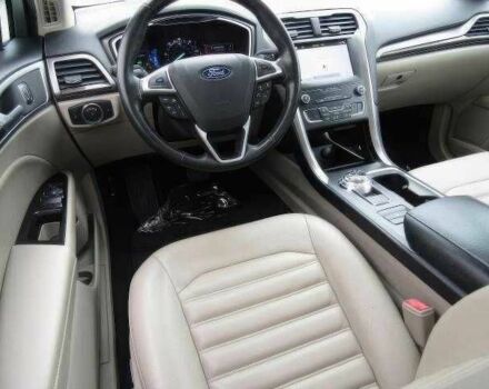 Білий Форд Фьюжен, об'ємом двигуна 2 л та пробігом 89 тис. км за 5000 $, фото 5 на Automoto.ua