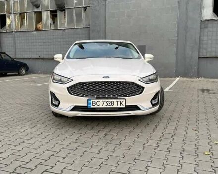 Белый Форд Фьюжн, объемом двигателя 2 л и пробегом 84 тыс. км за 21500 $, фото 3 на Automoto.ua