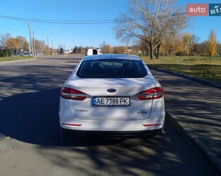 Форд Фьюжн 2019 в Днепре (Днепропетровске) на Automoto.ua Белый Форд Фьюжн, объемом двигателя 2 л и пробегом 62 тыс. км за 18000 $, фото 4 на Automoto.ua