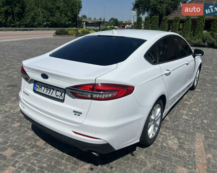 Форд Фьюжн 2019 в Житомире на Automoto.ua Белый Форд Фьюжн, объемом двигателя 1.5 л и пробегом 70 тыс. км за 13600 $, фото 4 на Automoto.ua