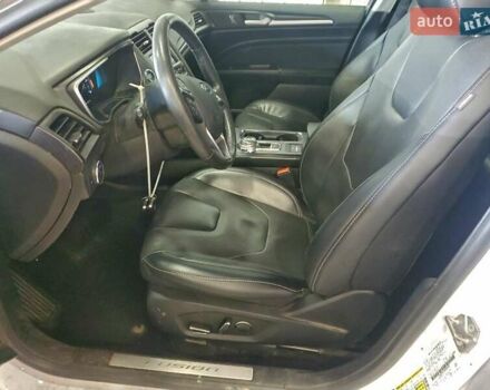 Белый Форд Фьюжн, объемом двигателя 2 л и пробегом 94 тыс. км за 8858 $, фото 6 на Automoto.ua