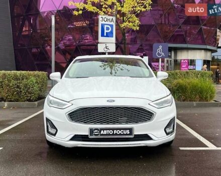 Форд Фьюжен 2019 у Києві на Automoto.ua Білий Форд Фьюжен, об'ємом двигуна 2 л та пробігом 81 тис. км за 20490 $, фото 1 на Automoto.ua