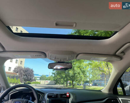 Білий Форд Фьюжен, об'ємом двигуна 2 л та пробігом 124 тис. км за 17000 $, фото 8 на Automoto.ua