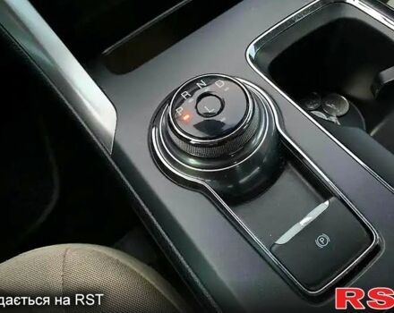 Белый Форд Фьюжн, объемом двигателя 2.4 л и пробегом 66 тыс. км за 11999 $, фото 5 на Automoto.ua