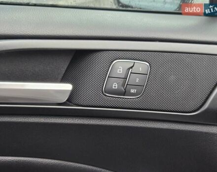 Белый Форд Фьюжн, объемом двигателя 2 л и пробегом 55 тыс. км за 14900 $, фото 17 на Automoto.ua