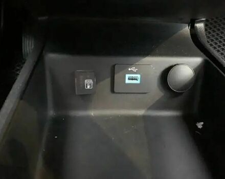 Білий Форд Фьюжен, об'ємом двигуна 2.4 л та пробігом 66 тис. км за 11999 $, фото 8 на Automoto.ua