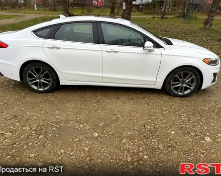 Белый Форд Фьюжн, объемом двигателя 1.5 л и пробегом 105 тыс. км за 14500 $, фото 2 на Automoto.ua