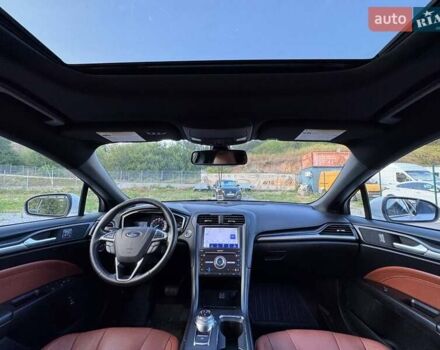Белый Форд Фьюжн, объемом двигателя 2 л и пробегом 90 тыс. км за 17900 $, фото 11 на Automoto.ua