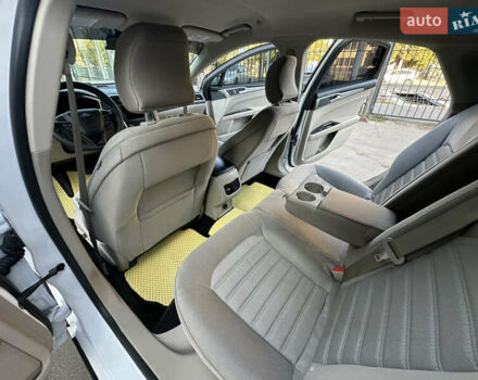 Белый Форд Фьюжн, объемом двигателя 2 л и пробегом 147 тыс. км за 16500 $, фото 23 на Automoto.ua