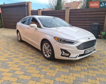 Белый Форд Фьюжн, объемом двигателя 2 л и пробегом 84 тыс. км за 17800 $, фото 8 на Automoto.ua