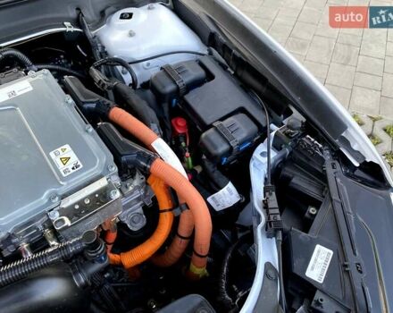 Белый Форд Фьюжн, объемом двигателя 2 л и пробегом 165 тыс. км за 15799 $, фото 35 на Automoto.ua