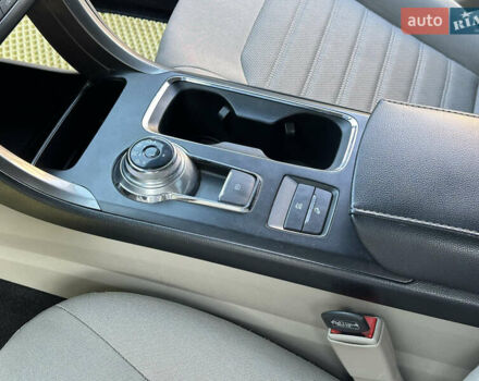 Белый Форд Фьюжн, объемом двигателя 2 л и пробегом 147 тыс. км за 16500 $, фото 51 на Automoto.ua