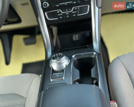 Белый Форд Фьюжн, объемом двигателя 2 л и пробегом 147 тыс. км за 16500 $, фото 30 на Automoto.ua