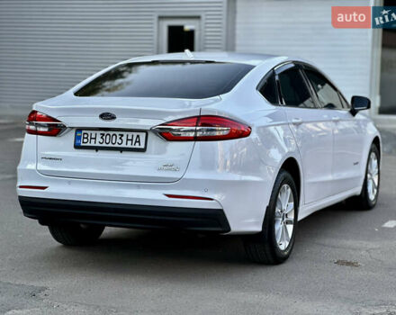 Белый Форд Фьюжн, объемом двигателя 2 л и пробегом 147 тыс. км за 16500 $, фото 12 на Automoto.ua
