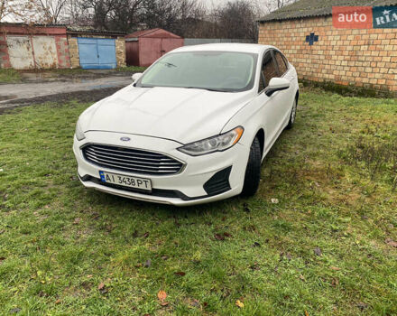 Белый Форд Фьюжн, объемом двигателя 2.49 л и пробегом 241 тыс. км за 13500 $, фото 19 на Automoto.ua