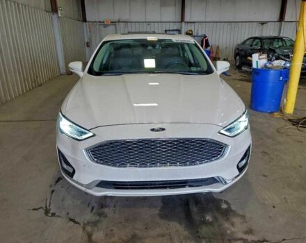 Белый Форд Фьюжн, объемом двигателя 2 л и пробегом 90 тыс. км за 2900 $, фото 4 на Automoto.ua