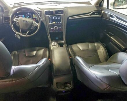 Белый Форд Фьюжн, объемом двигателя 2 л и пробегом 90 тыс. км за 2900 $, фото 7 на Automoto.ua