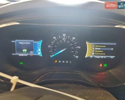 Белый Форд Фьюжн, объемом двигателя 2 л и пробегом 94 тыс. км за 8858 $, фото 9 на Automoto.ua