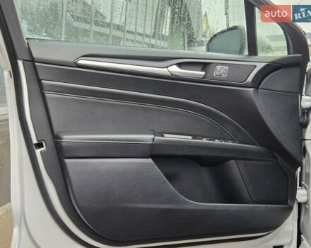 Белый Форд Фьюжн, объемом двигателя 2 л и пробегом 55 тыс. км за 14900 $, фото 15 на Automoto.ua