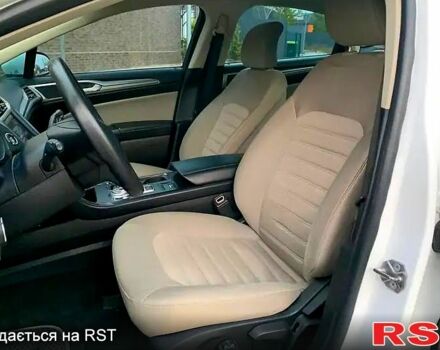 Белый Форд Фьюжн, объемом двигателя 2.4 л и пробегом 66 тыс. км за 11999 $, фото 6 на Automoto.ua