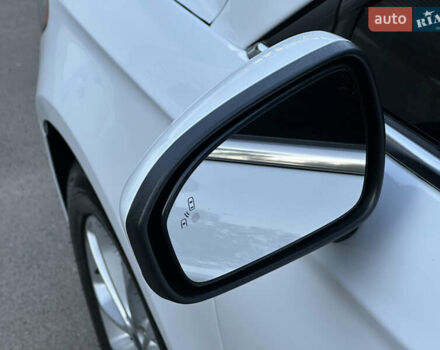 Белый Форд Фьюжн, объемом двигателя 2 л и пробегом 147 тыс. км за 16500 $, фото 20 на Automoto.ua