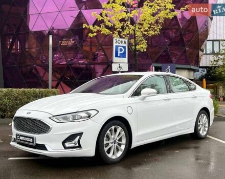 Форд Фьюжен 2019 у Києві на Automoto.ua Білий Форд Фьюжен, об'ємом двигуна 2 л та пробігом 81 тис. км за 20490 $, фото 2 на Automoto.ua