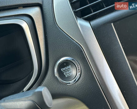 Белый Форд Фьюжн, объемом двигателя 2 л и пробегом 147 тыс. км за 16500 $, фото 56 на Automoto.ua