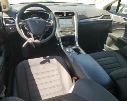 Форд Фьюжен 2019 у Львові на Automoto.ua Білий Форд Фьюжен, об'ємом двигуна 2 л та пробігом 52 тис. км за 2000 $, фото 7 на Automoto.ua